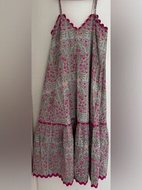 Juliet Dunn Floral Pink-Grey Tiered Maxi Dress.